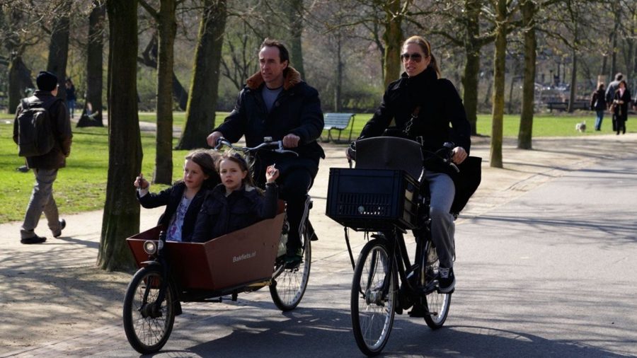 A holland diákok 75%-a kerékpárral jár iskolába