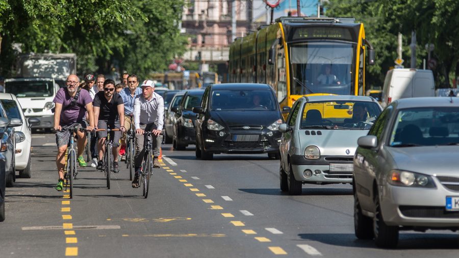 Új biciklisáv lesz Budapesten a Ferenc körúton mindkét irányban