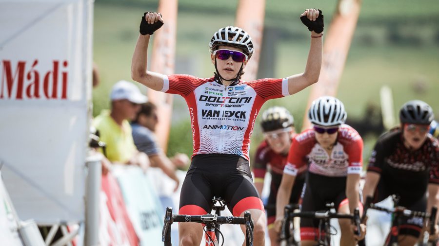 Vas Kata Blanka nyerte az országúti kerékpárosok országos bajnokságát