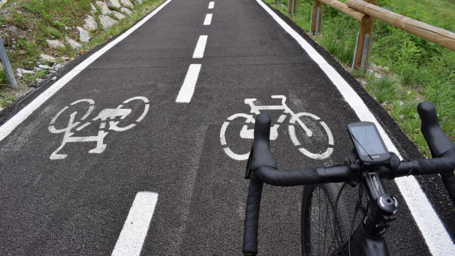 Kerékpárút épül Újvidék és Begecs között az EuroVelo 6 szakaszán