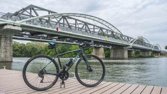 Kerékpárral a Tisza-tó körül