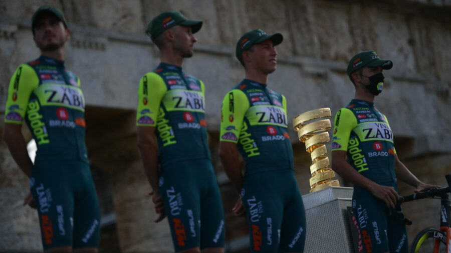 Felfüggesztették az egyik olasz kerékpárost a Giro d'Italián