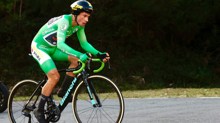 Roglicé újból a piros trikó a Vuelta 13.szakasza után