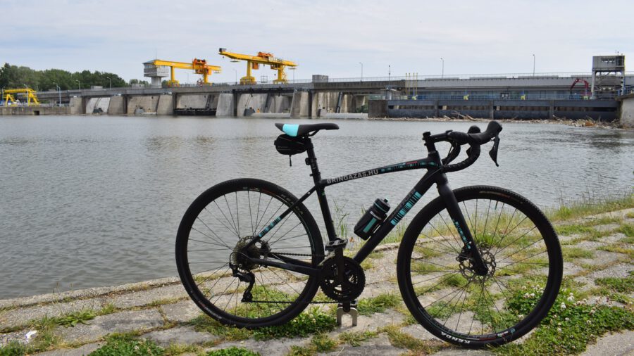 Soha nem bringáztak még ennyien a Tisza-tónál, megdőlt az éves biciklis rekord