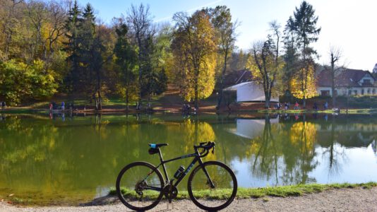 Őszi kalandozás kerékpárral a Felsőtárkányi-tóhoz