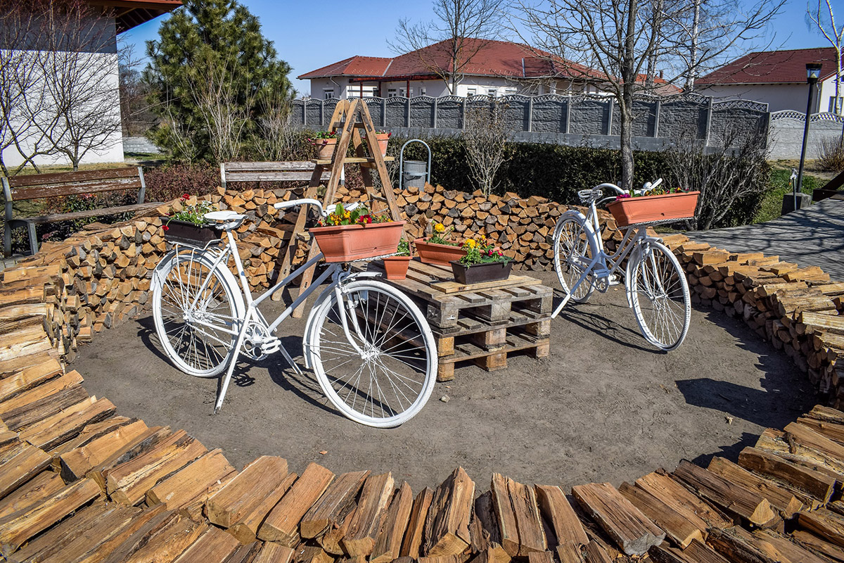 Új kerékpárutak épültek Somogy megyében, elérhető lett a Zselici Csillagpark bringával