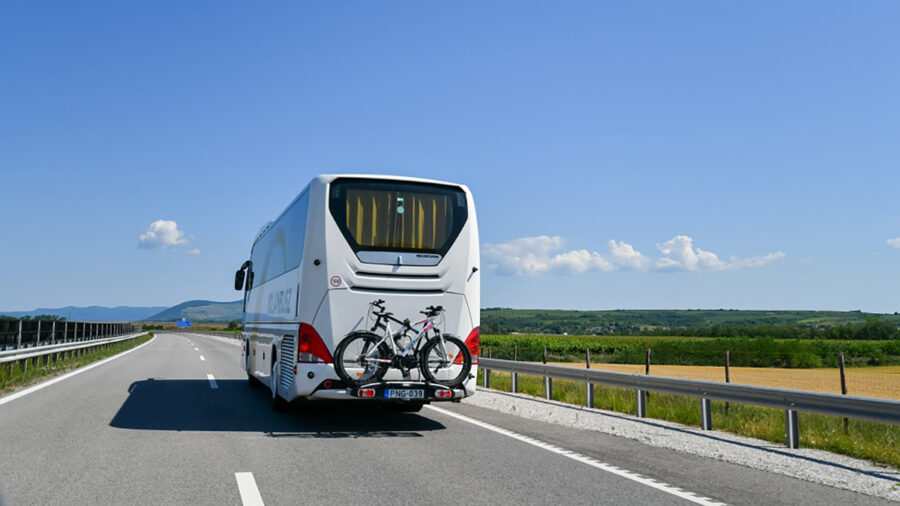 Június 16-tól tovább bővülnek a kerékpárral utazók lehetőségei a Volánbusz járatain