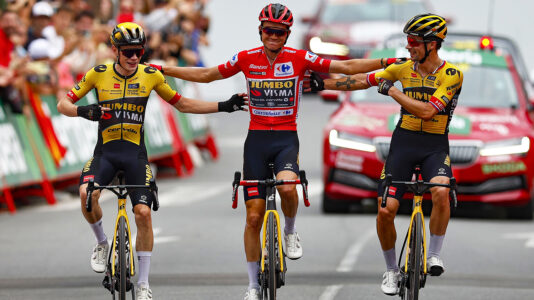 Poels szökésből nyerte a Vuelta 20. szakaszát, Kuss győzelme biztossá vált