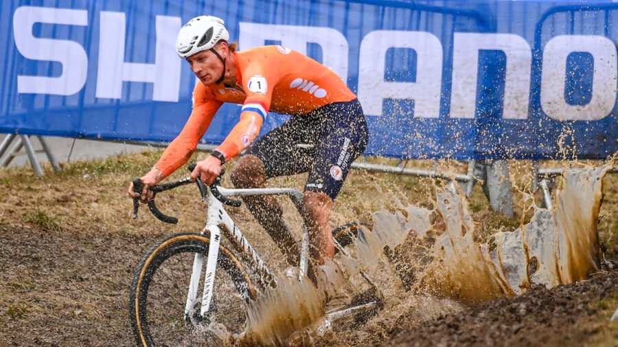 Mathieu van der Poel hatszoros cyclocross világbajnok, Dina 38. Táborban