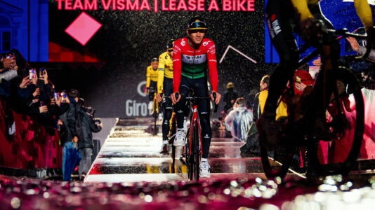 Valter Attilával a mezőnyben, szombaton rajtol a 2024-es Giro d’Italia